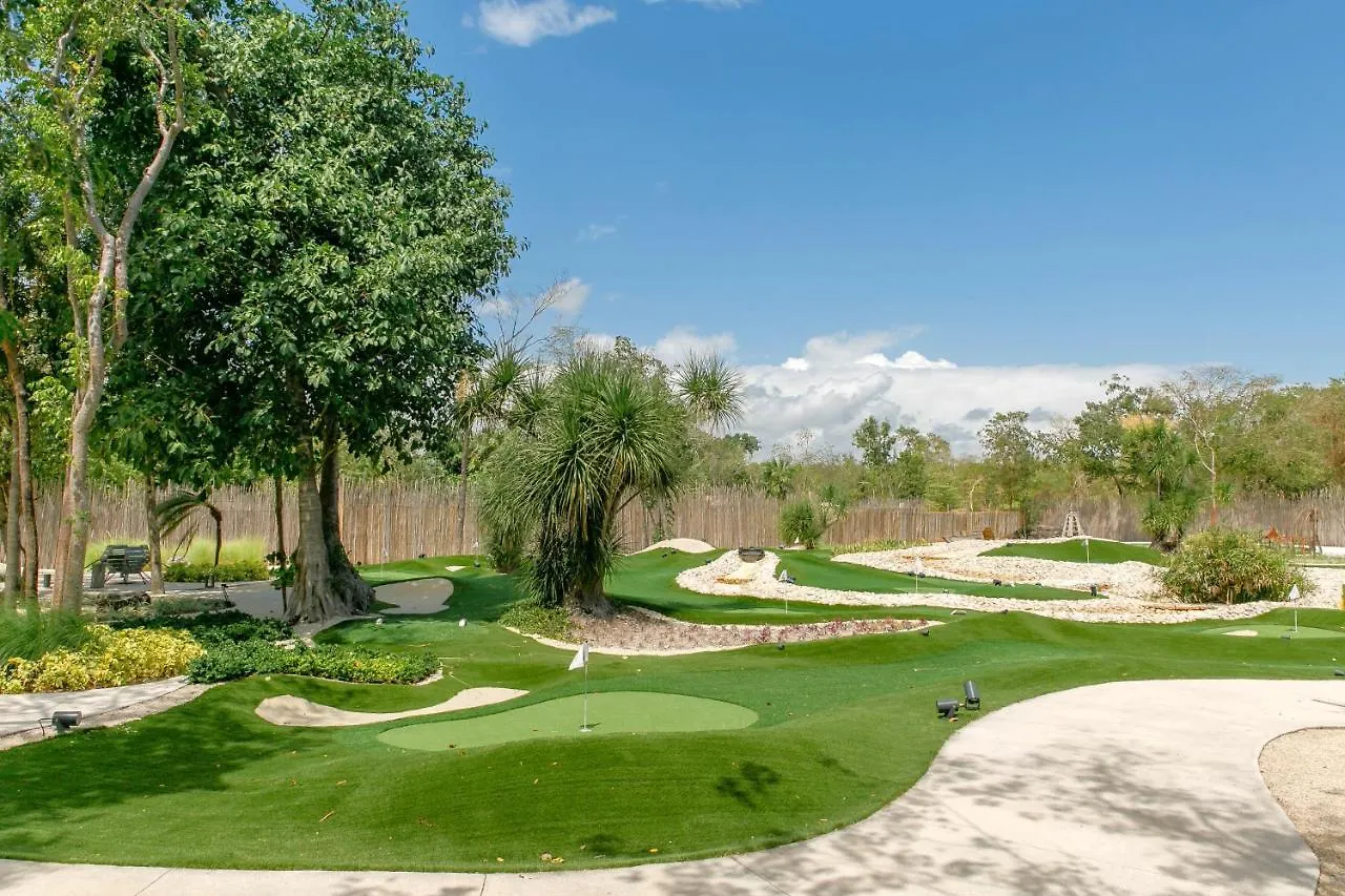 פלאייה דל כרמן Lumina At The Village Luxury Residences In Corasol 0*, פלאייה דל כרמן מקסיקו