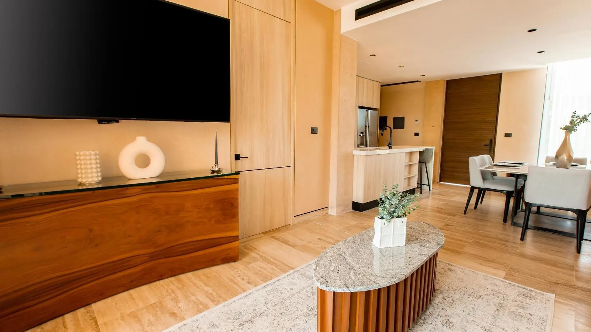 Apartamento Lumina At The Village Luxury Residences In Corasol Playa del Carmen